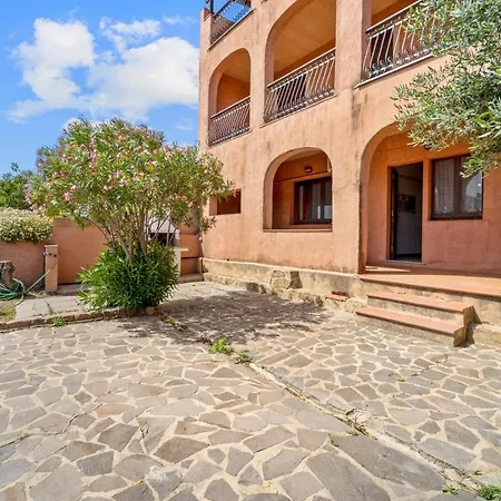 Feriehus La Casa Rosa Sant'Anna Arresi